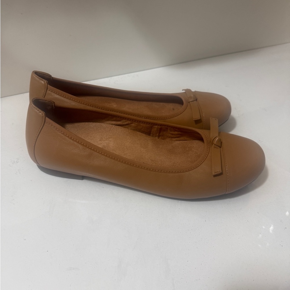 Leather ballet flats,Vionic Amorie Skimmers in new conditions orthopedic comfort - Picture 2 of 16